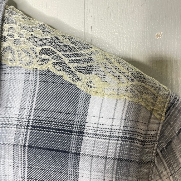 A.L.C Gray Black Plaid Lace Button Down Flannel Shirt Women's Size Small - Picture 4 of 5